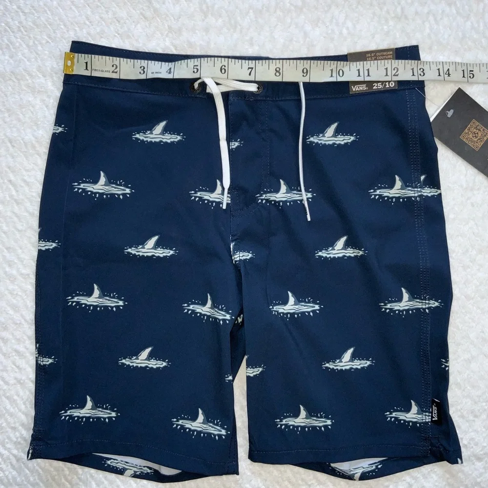 Vans Kids The Daily Shark Fin Board shorts